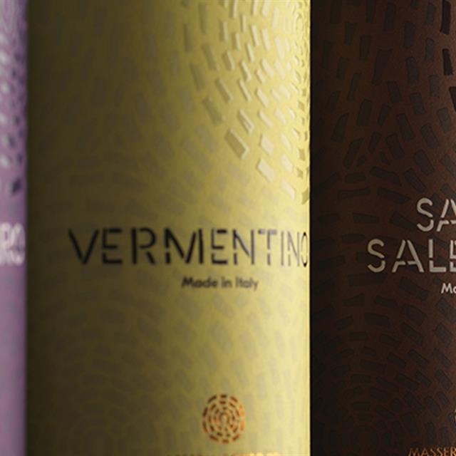 Come leggere l’etichetta di una bottiglia di vino